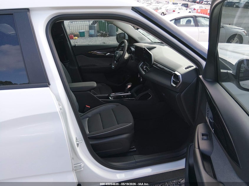 2025 Chevrolet Trailblazer VIN KL79MPSL4SB101686 IAAI salvage auction — FRONT END, Salvage (Kentucky), sold $4,025 on 2026-07-22 (photo 5)