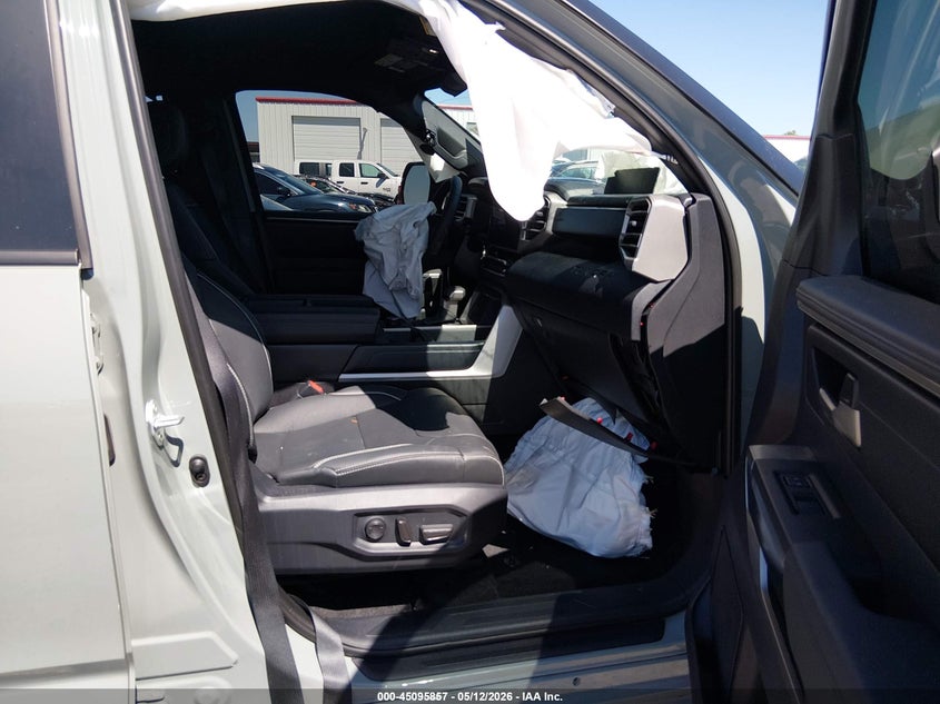2026 Toyota Tundra VIN 5TFLA5DB3TX375038 IAAI salvage auction — FRONT END, Salvage (Oklahoma), sold $6,100 on 2026-07-28 (photo 5)