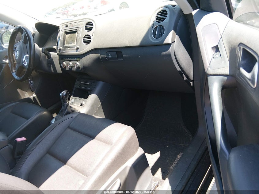 2016 Volkswagen Tiguan VIN WVGAV7AX6GW572350 IAAI salvage auction — NORMAL WEAR, Clear (Louisiana), sold $1,500 on 2026-07-06 (photo 5)