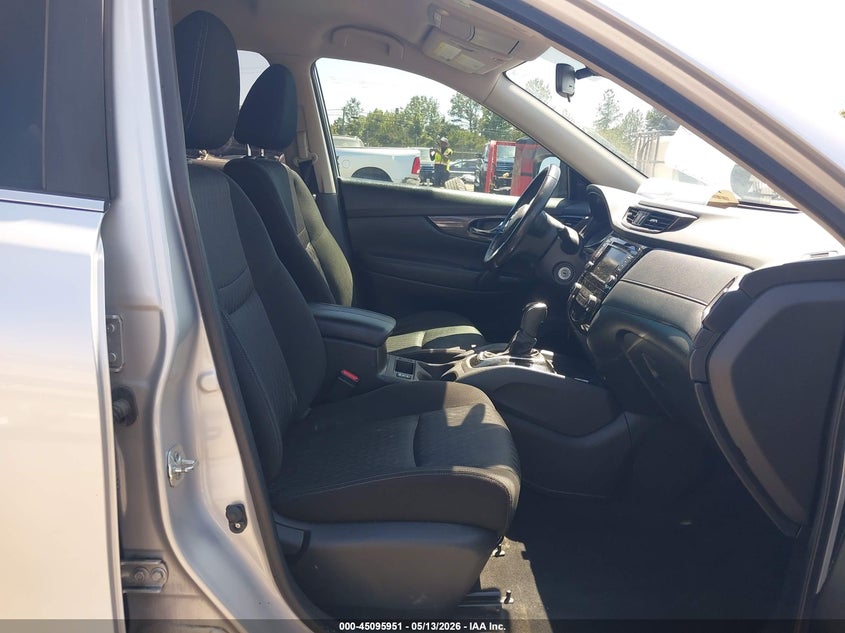 2019 Nissan Rogue VIN JN8AT2MT7KW266390 IAAI salvage auction — FRONT END, Salvage (North Carolina), sold $2,475 on 2026-07-27 (photo 5)