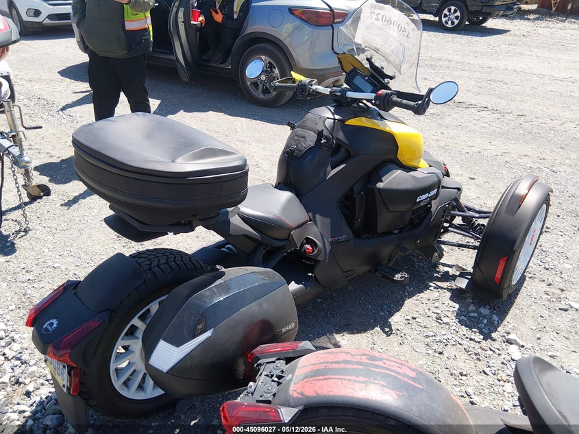 2023 Can-am/ brp Ryker VIN 3JB2HEH43PJ000947 IAAI salvage auction — RIGHT SIDE, Salvage Title, sold $3,350 on 2026-09-30 (photo 4)