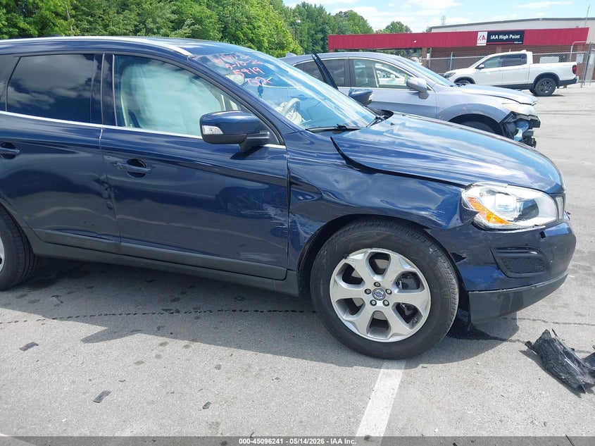 2013 Volvo Xc60 VIN YV4952DL4D2415919 IAAI salvage auction — RIGHT SIDE, Salvage (North Carolina), sold $550 on 2026-07-09 (photo 6)
