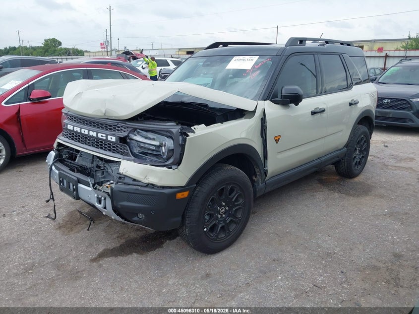 2025 Ford Bronco sport VIN 3FMCR9DA8SRF25199 IAAI salvage auction — FRONT END, Original (Texas), sold $8,550 on 2026-07-22 (photo 2)
