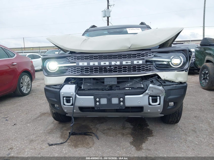 2025 Ford Bronco sport VIN 3FMCR9DA8SRF25199 IAAI salvage auction — FRONT END, Original (Texas), sold $8,550 on 2026-07-22 (photo 6)