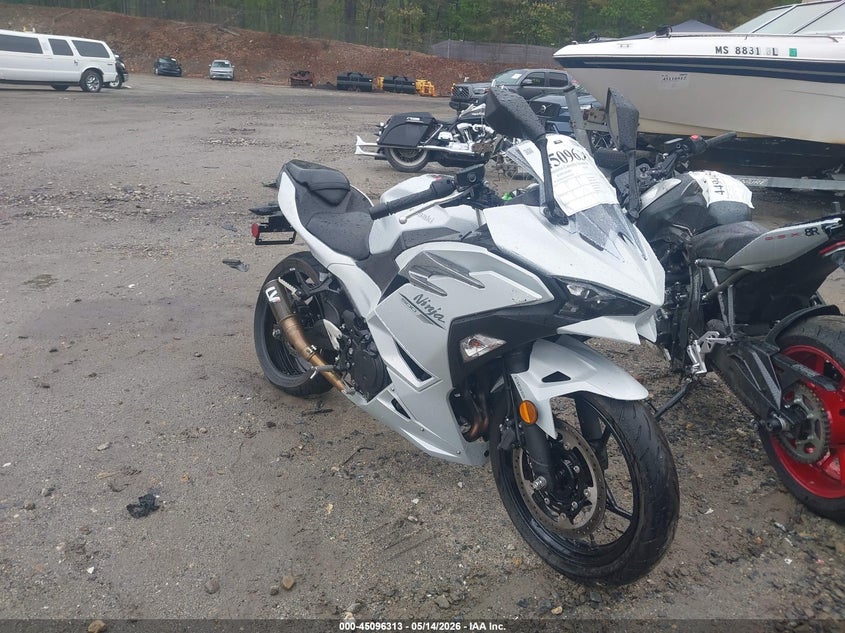 2025 Kawasaki Ninja VIN ML5EXGG16SDA53304 IAAI salvage auction — ALL OVER, Salvage (Massachusetts), sold $1,550 on 2026-07-14 (photo 1)
