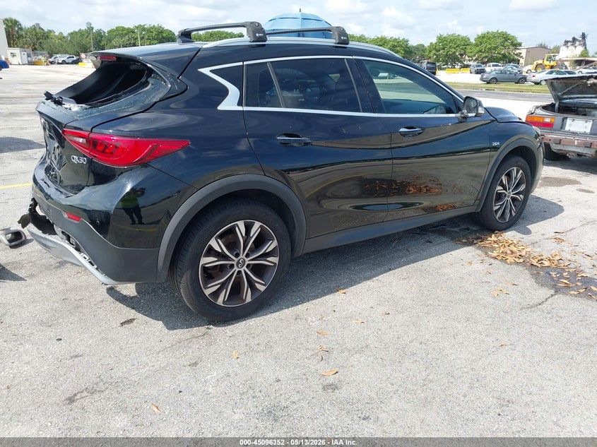 2017 Infiniti Qx30 VIN SJKCH5CR5HA026643 IAAI salvage auction — REAR END, Rebuildable (Florida), sold $25 on 2026-07-30 (photo 4)