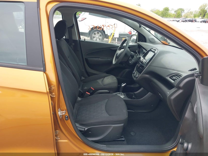 2019 Chevrolet Spark VIN KL8CB6SA9KC768571 IAAI salvage auction — HAIL, Salvage (Indiana), sold $2,700 on 2026-07-10 (photo 5)