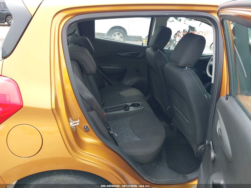 2019 Chevrolet Spark VIN KL8CB6SA9KC768571 IAAI salvage auction — HAIL, Salvage (Indiana), sold $2,700 on 2026-07-10 (photo 8)