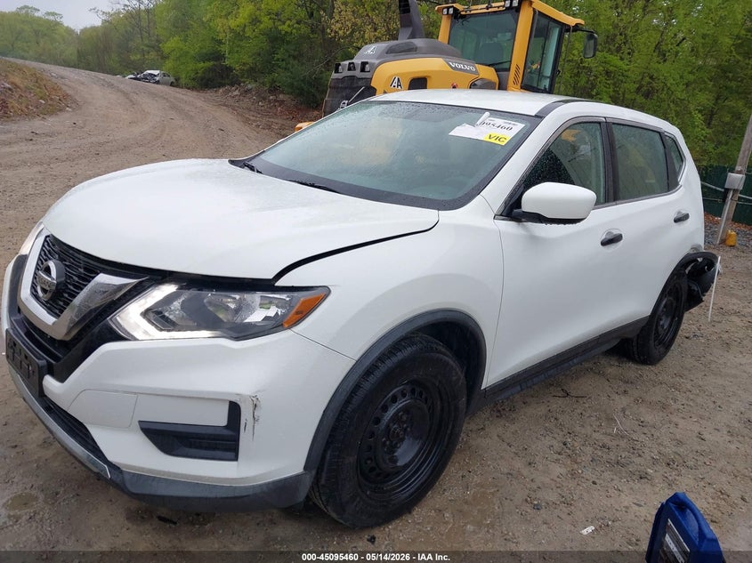 2017 Nissan Rogue VIN KNMAT2MVXHP561791 IAAI salvage auction — REAR END, Salvage (Massachusetts), sold $925 on 2026-07-14 (photo 2)