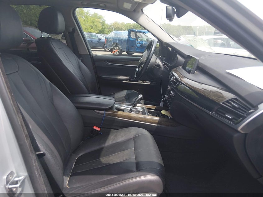 2015 BMW X5 VIN 5UXKR0C57F0P13720 IAAI salvage auction — LEFT REAR, Salvage (New Jersey), sold $3,850 on 2026-07-06 (photo 5)