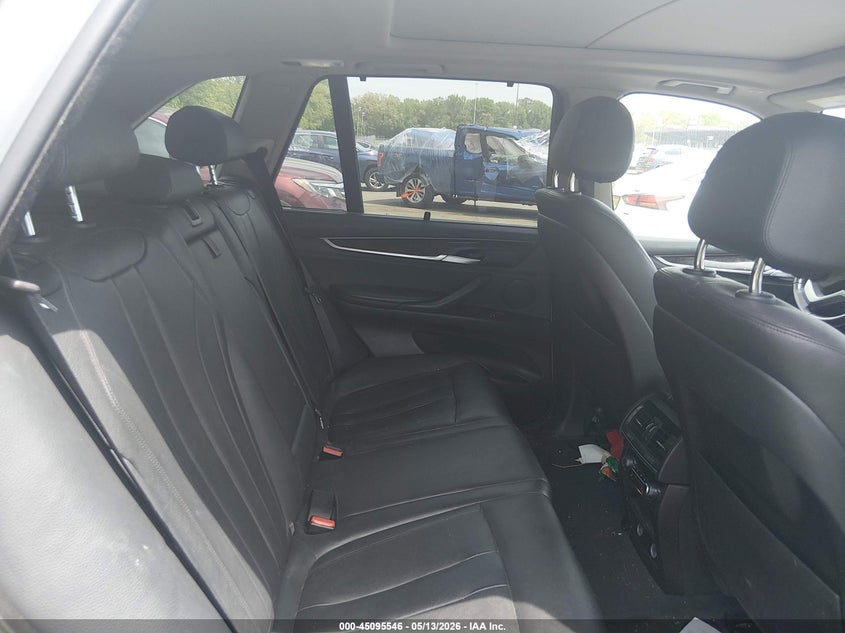2015 BMW X5 VIN 5UXKR0C57F0P13720 IAAI salvage auction — LEFT REAR, Salvage (New Jersey), sold $3,850 on 2026-07-06 (photo 8)