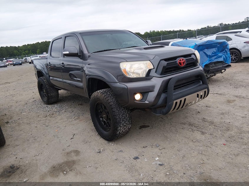 2015 Toyota Tacoma VIN 5TFLU4EN7FX120696 — IAAI salvage auction photo