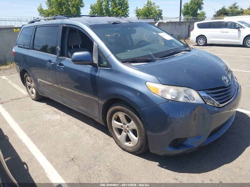 2015 Toyota Sienna VIN 5TDKK3DC1FS649434 IAAI salvage auction — UNKNOWN, Clear - Dealer Only (Hawaii), sold $4,650 on 2026-07-22 (photo 1)
