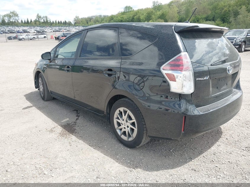 2015 Toyota Prius v VIN JTDZN3EU5FJ033553 IAAI salvage auction — FRONT END, Salvage (Illinois), sold $2,500 on 2026-07-08 (photo 3)