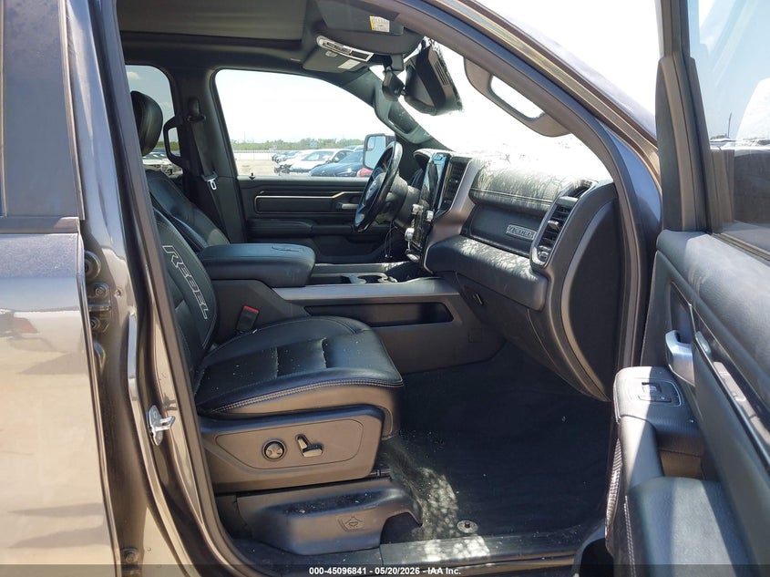 2022 Ram 1500 VIN 1C6SRFLM5NN256295 IAAI salvage auction — HAIL, Original (Texas), sold $17,600 on 2026-07-29 (photo 5)