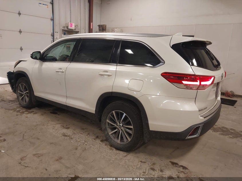 2019 Toyota Highlander VIN 5TDJZRFH2KS574059 IAAI salvage auction — FRONT END, Clear (Michigan), sold $6,500 on 2026-07-21 (photo 3)