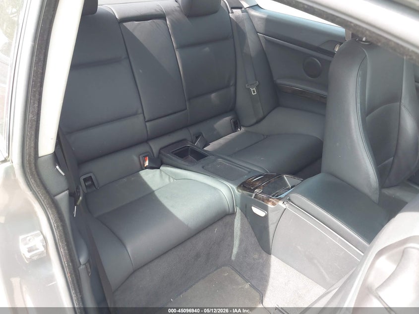 2010 BMW 3er VIN WBAWV1C50AP124266 IAAI salvage auction — NORMAL WEAR, Salvage (Texas), sold $450 on 2026-07-27 (photo 8)