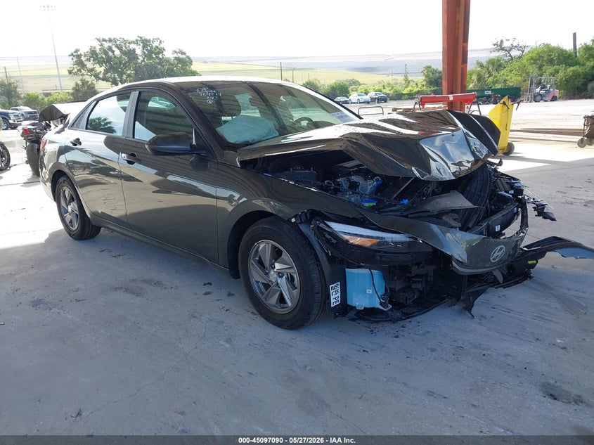 2025 Hyundai Elantra VIN KMHLL4DG3SU052832 IAAI salvage auction — FRONT END, Salvage Title, sold $4,150 on 2026-07-10 (photo 1)
