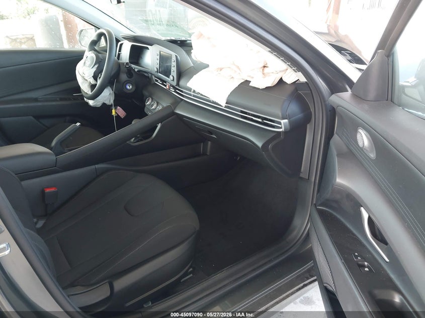 2025 Hyundai Elantra VIN KMHLL4DG3SU052832 IAAI salvage auction — FRONT END, Salvage Title, sold $4,150 on 2026-07-10 (photo 5)