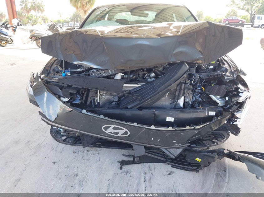 2025 Hyundai Elantra VIN KMHLL4DG3SU052832 IAAI salvage auction — FRONT END, Salvage Title, sold $4,150 on 2026-07-10 (photo 6)