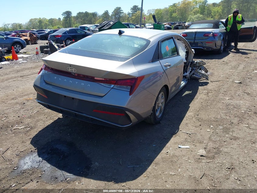 2025 Hyundai Elantra VIN KMHLL4DG2SU940908 IAAI salvage auction — BIOHAZARD/CHEMICAL, Mv-907A (New York), sold $2,225 on 2026-07-07 (photo 4)