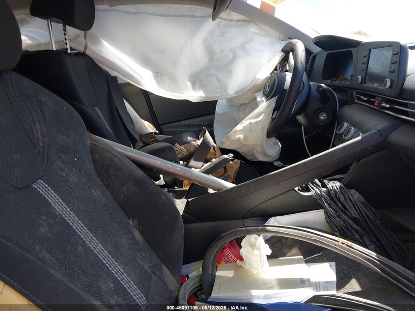 2025 Hyundai Elantra VIN KMHLL4DG2SU940908 IAAI salvage auction — BIOHAZARD/CHEMICAL, Mv-907A (New York), sold $2,225 on 2026-07-07 (photo 5)