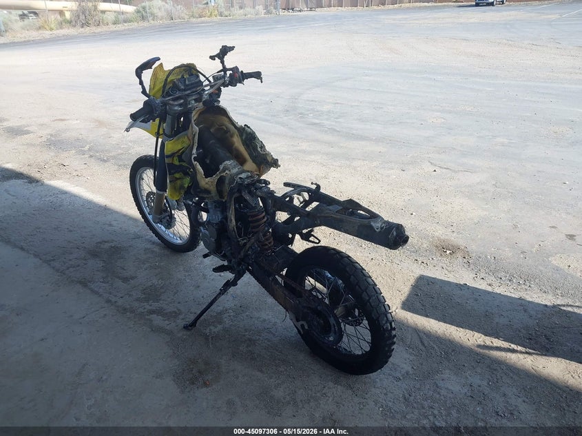2007 Suzuki Dr-z400 s VIN JS1SK43A972101108 IAAI salvage auction — TOTAL BURN, Non-Repairable (California), sold $125 on 2026-07-29 (photo 3)