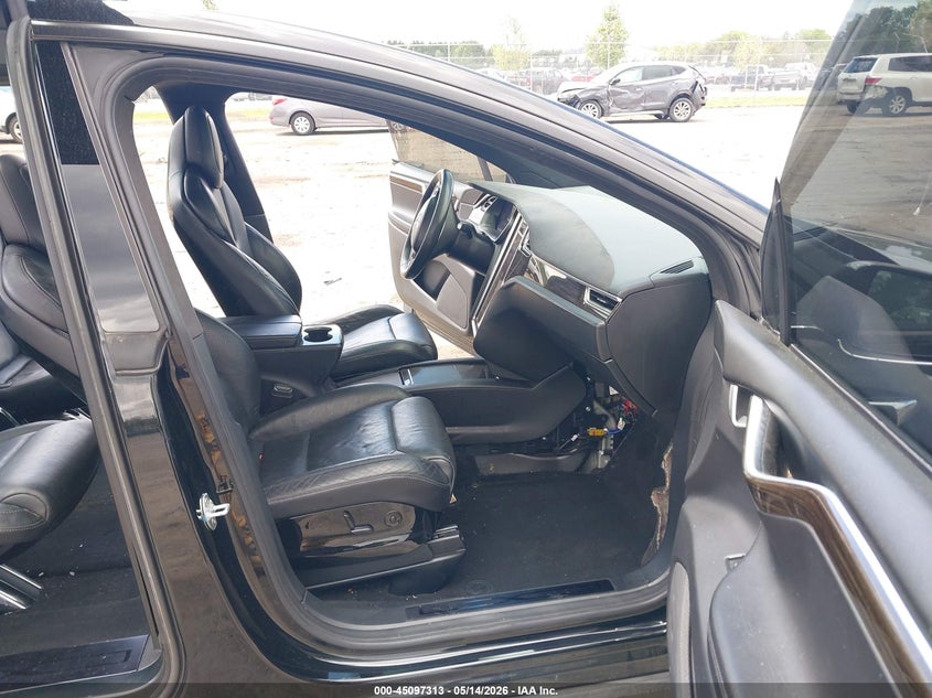 2016 Tesla Model x VIN 5YJXCBE22GF002873 IAAI salvage auction — FRONT END, Salvage Title, sold $4,250 on 2026-08-02 (photo 5)
