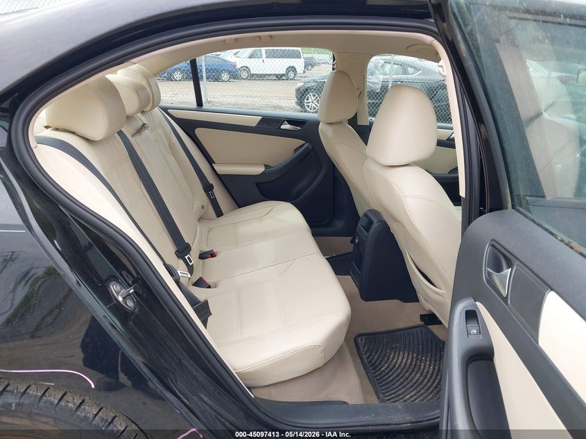 2011 Volkswagen Jetta VIN 3VWDX7AJ0BM321448 IAAI salvage auction — FRONT END, Salvage (New Hampshire), sold $375 on 2026-07-22 (photo 8)