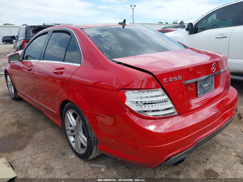 2014 Mercedes-benz C-klasse VIN WDDGF4HB5ER308462 IAAI salvage auction — FRONT END, Salvage Title, sold $450 on 2026-08-02 (photo 3)