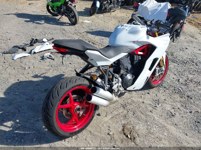 2017 Ducati Supersport VIN ZDMVABDS8HB003369 IAAI salvage auction — FRONT & REAR, Salvage (North Carolina), sold $525 on 2026-07-21 (photo 4)