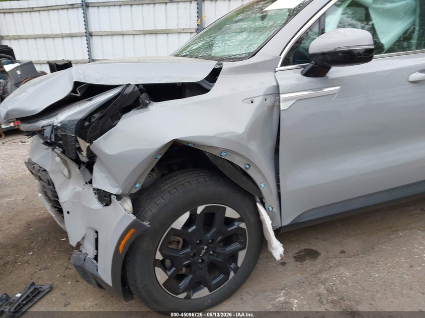 2025 Kia Sorento VIN 5XYRL4JC8SG348172 IAAI salvage auction — FRONT END, Clear (Michigan), sold $8,700 on 2026-07-27 (photo 6)