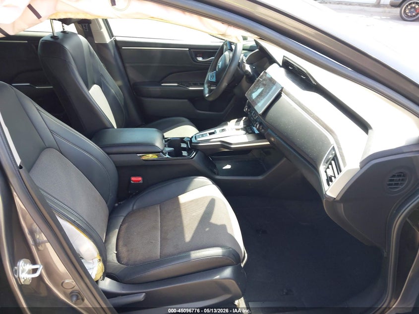 2018 Honda Clarity VIN JHMZC5F14JC014476 IAAI salvage auction — REAR END, Salvage (California), sold $1,525 on 2026-07-27 (photo 5)