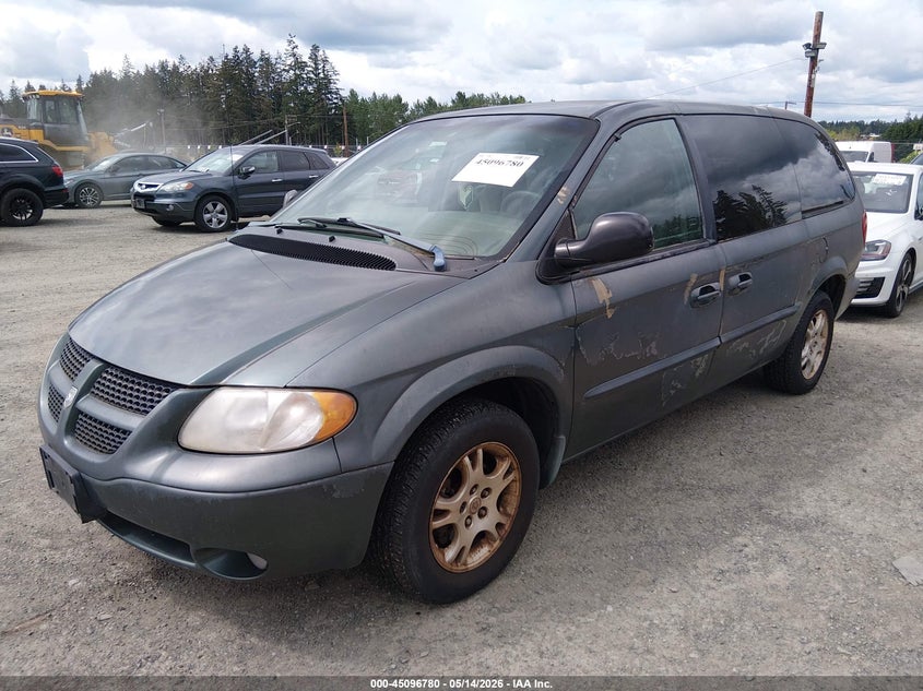 2002 Dodge Grand caravan VIN 2B4GT44L92R702227 IAAI salvage auction — NORMAL WEAR, Clear (Washington), sold $200 on 2026-07-08 (photo 2)