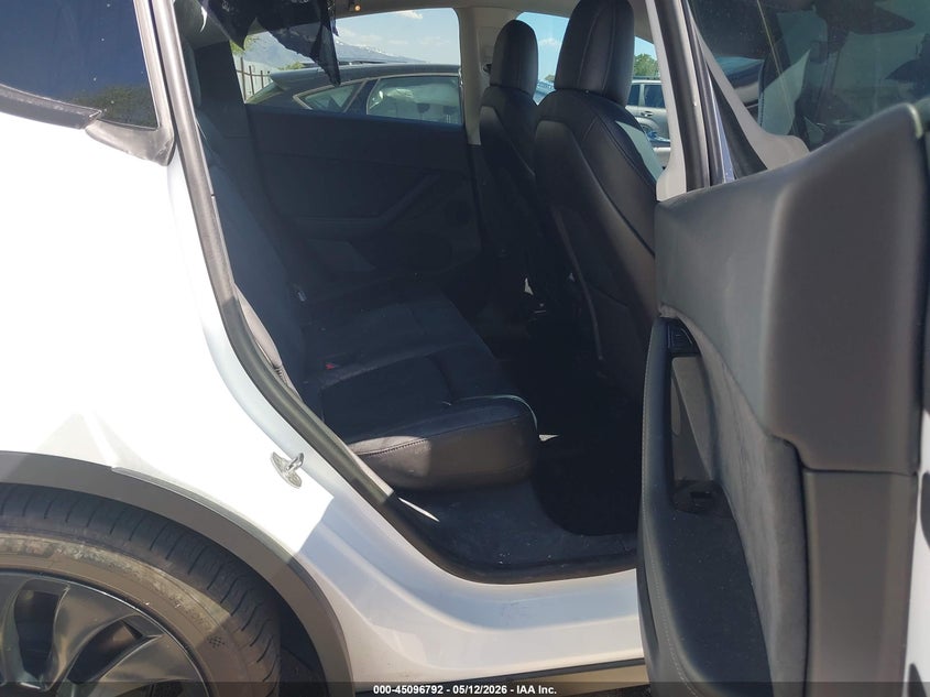 2020 Tesla Model y VIN 5YJYGDEF3LF022194 IAAI salvage auction — FRONT END, Salvage (Utah), sold $9,600 on 2026-07-09 (photo 8)