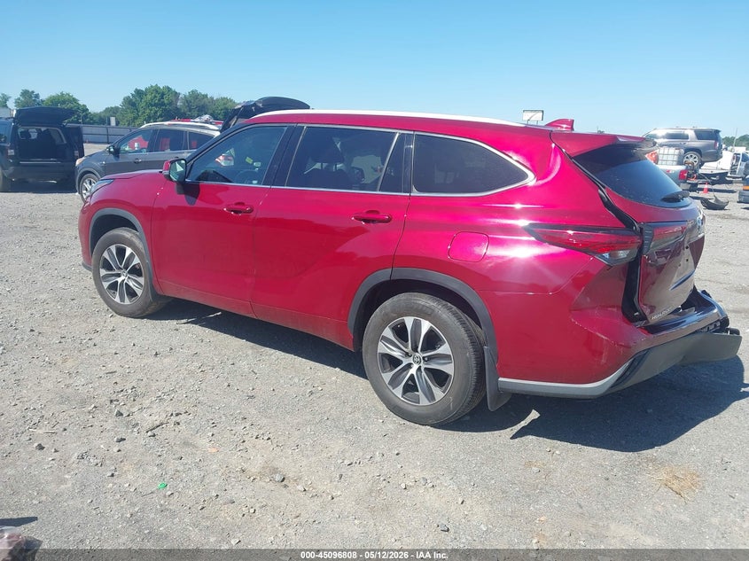 2022 Toyota Highlander VIN 5TDGZRBH5NS209086 IAAI salvage auction — RIGHT REAR, Salvage (Arkansas), sold $12,700 on 2026-07-22 (photo 3)