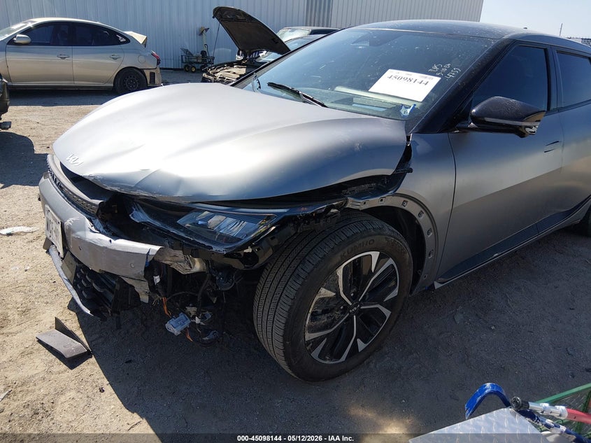 2024 Kia Ev6 VIN KNDC44LA7R5224752 IAAI salvage auction — REAR END, Original (Texas), sold $8,700 on 2026-07-30 (photo 6)