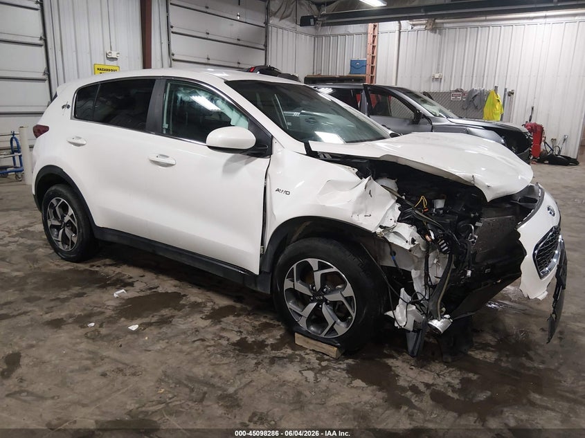 2022 Kia Sportage VIN KNDPMCAC0N7007543 IAAI salvage auction — FRONT END, Salvage Title, sold $1,950 on 2026-07-21 (photo 1)