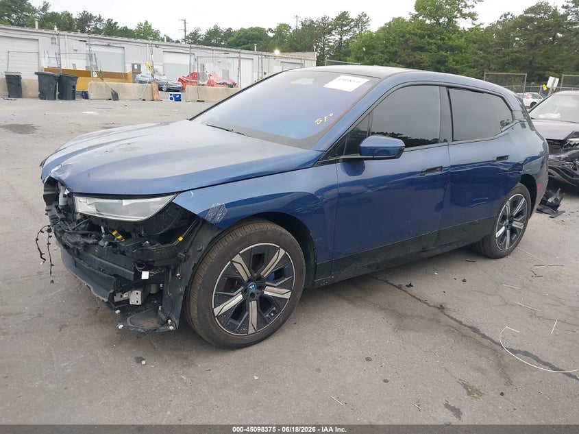 2024 BMW Ix VIN WB523CF09RCN84740 IAAI salvage auction — FRONT END, Salvage Title, sold $23,600 on 2026-08-14 (photo 2)