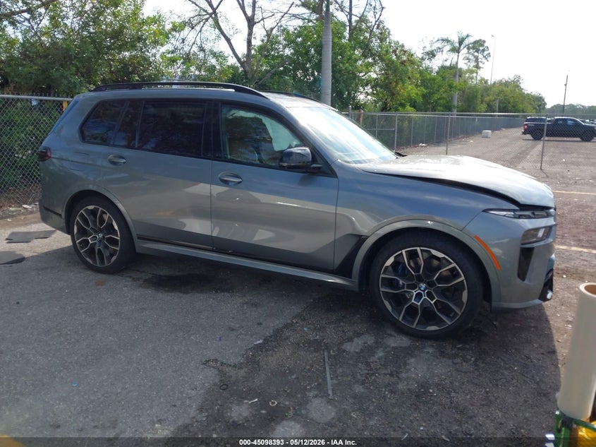 2023 BMW X7 VIN 5UX33EM01P9N55877 IAAI salvage auction — LEFT FRONT, Rebuildable (Florida), sold $37,100 on 2026-07-27 (photo 1)