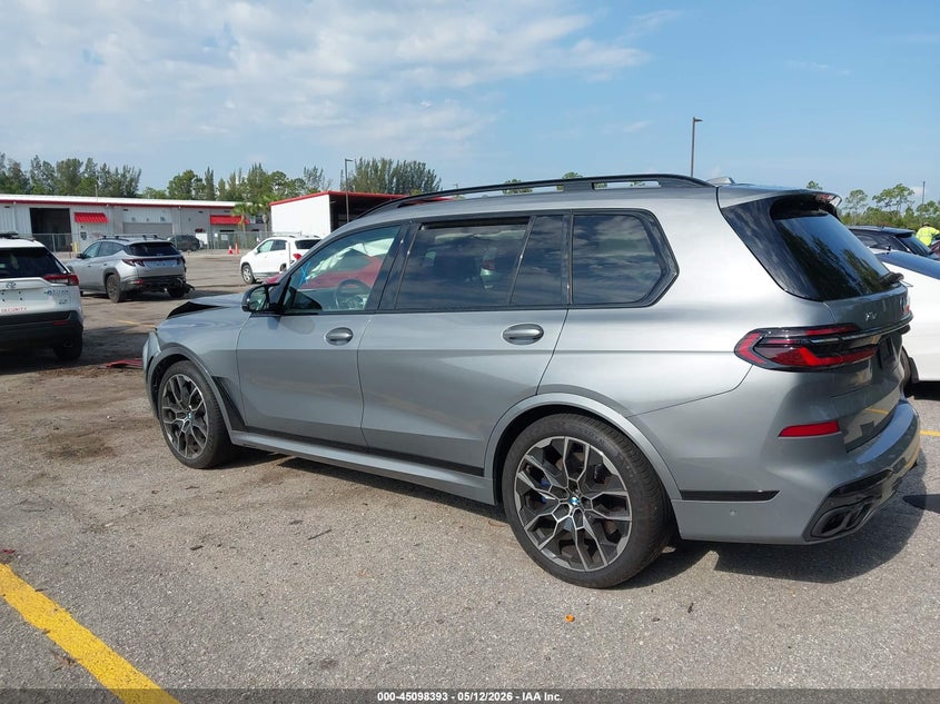 2023 BMW X7 VIN 5UX33EM01P9N55877 IAAI salvage auction — LEFT FRONT, Rebuildable (Florida), sold $37,100 on 2026-07-27 (photo 3)
