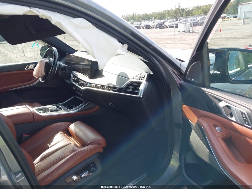 2023 BMW X7 VIN 5UX33EM01P9N55877 IAAI salvage auction — LEFT FRONT, Rebuildable (Florida), sold $37,100 on 2026-07-27 (photo 5)