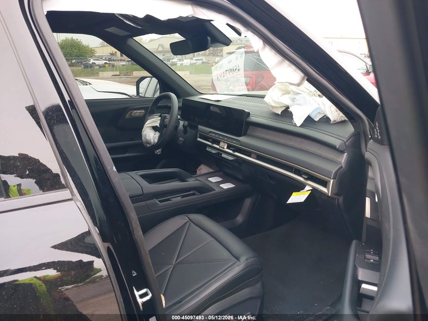 2027 Kia Telluride VIN 5XYPCES1XVG018709 IAAI salvage auction — FRONT END, Clear (Michigan), sold $16,100 on 2026-07-18 (photo 5)