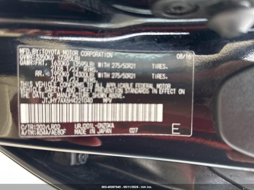 2017 Lexus VIN JTJHY7AX6H4221040 IAAI salvage auction — NORMAL WEAR, Clear (Massachusetts), sold $42,000 on 2026-07-22 (photo 9)