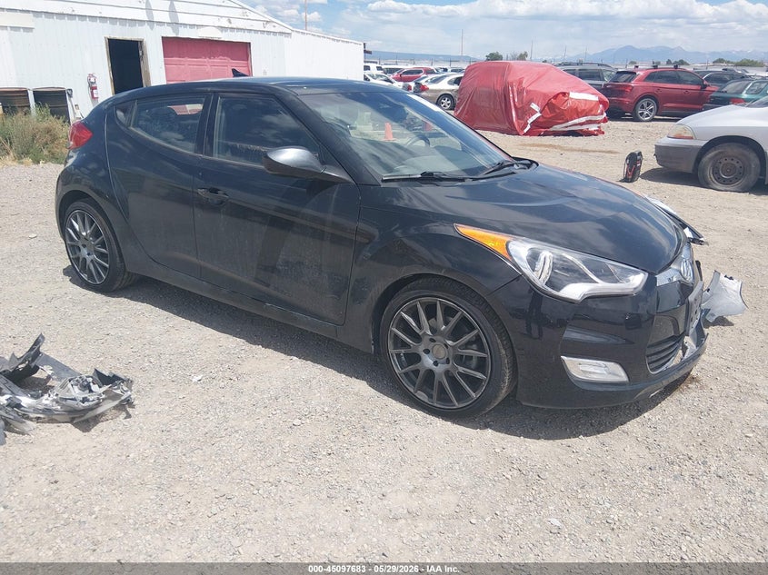 2017 Hyundai Veloster VIN KMHTC6AD0HU319164 IAAI salvage auction — LEFT FRONT, Salvage Title, sold $25 on 2026-07-29 (photo 1)