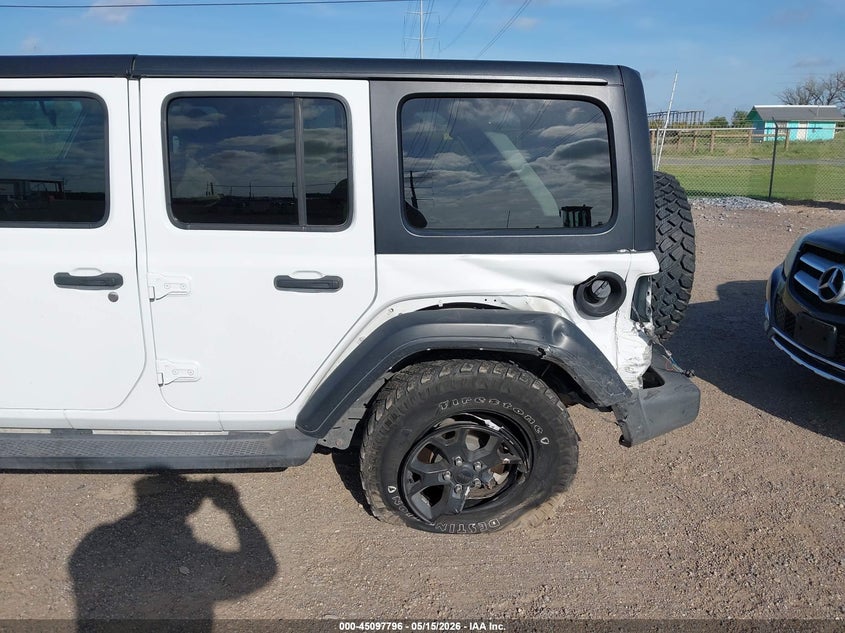 2023 Jeep Wrangler / VIN 1C4HJXDG9PW597429 IAAI salvage auction — REAR END, Original (Texas), sold $11,600 on 2026-08-01 (photo 6)