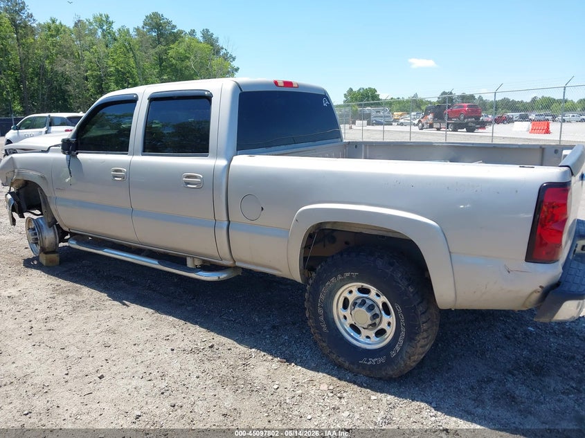 2005 Chevrolet Silverado VIN 1GCHK23295F851644 IAAI salvage auction — FRONT END, Salvage (South Carolina), sold $1,800 on 2026-07-25 (photo 3)