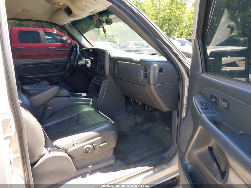 2005 Chevrolet Silverado VIN 1GCHK23295F851644 IAAI salvage auction — FRONT END, Salvage (South Carolina), sold $1,800 on 2026-07-25 (photo 5)