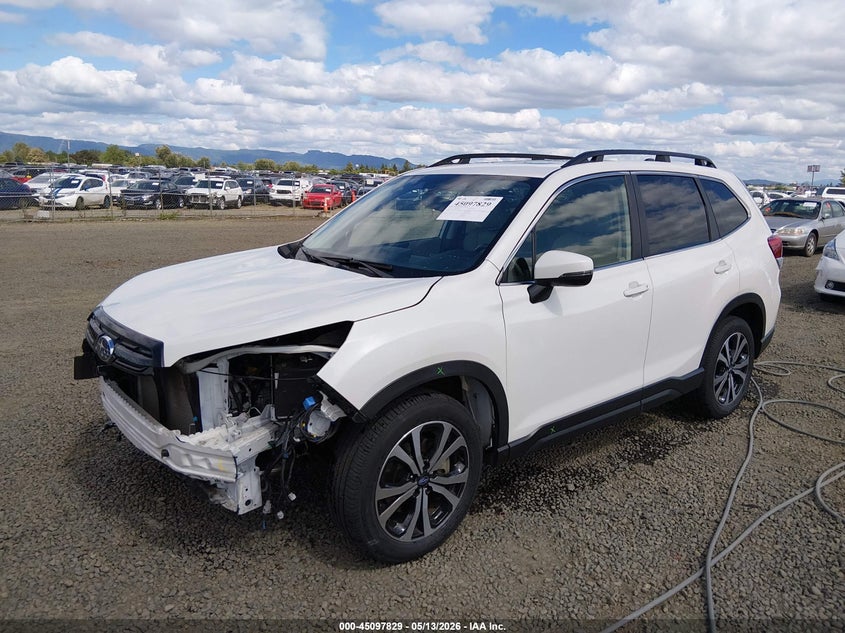 2024 Subaru Forester VIN JF2SKAKC0RH497731 IAAI salvage auction — FRONT END, Salvage (Oregon), sold $10,100 on 2026-07-16 (photo 2)