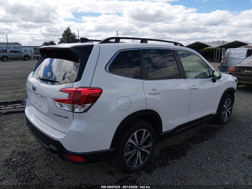 2024 Subaru Forester VIN JF2SKAKC0RH497731 IAAI salvage auction — FRONT END, Salvage (Oregon), sold $10,100 on 2026-07-16 (photo 4)